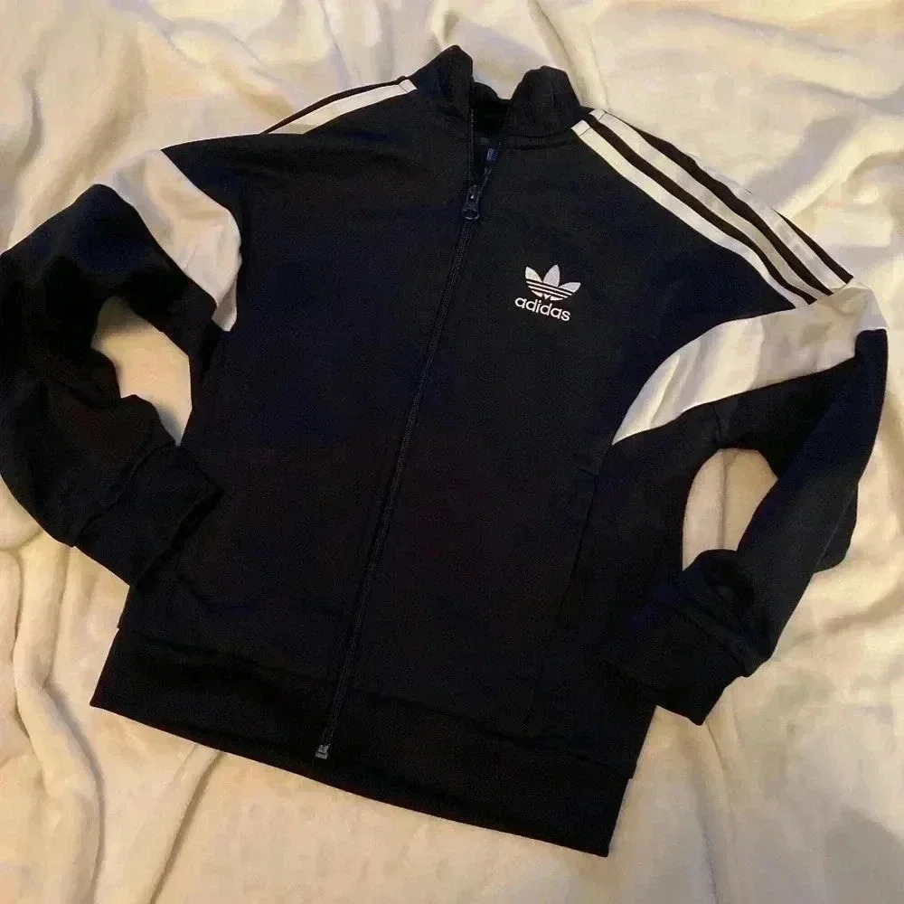 Adidas boys warm up jacket size XS 7/8 youth